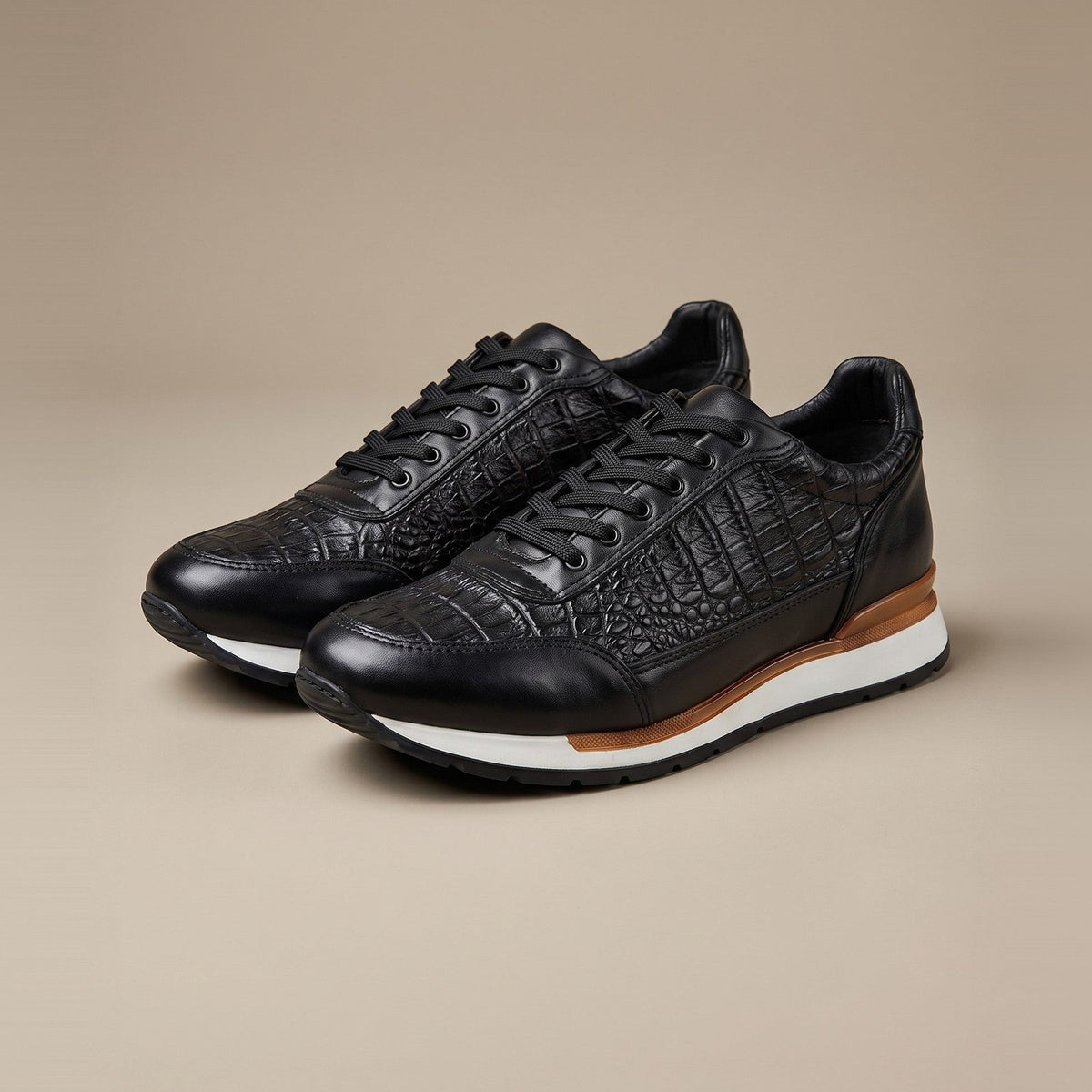 Tenis de piel grabado cocodrilo para hombre color negro — vista 1 | Calzado Zully
