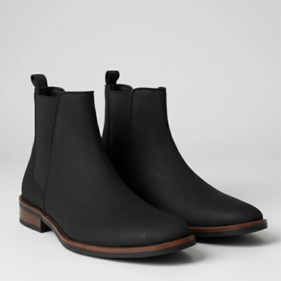 Botín Tipo Chelsea Negro (Nobuck)