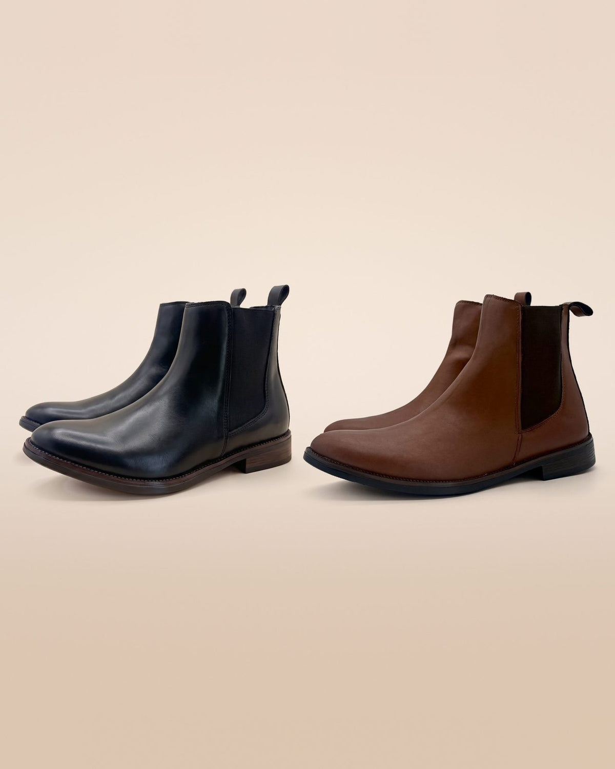 Combo 2x1 de botines Chelsea de piel lisa para hombre: par Negro y par Shedrón