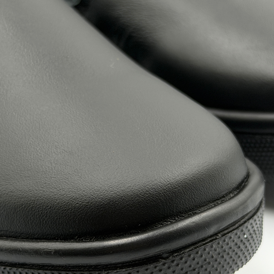 Dolores – Negro Obsidiana