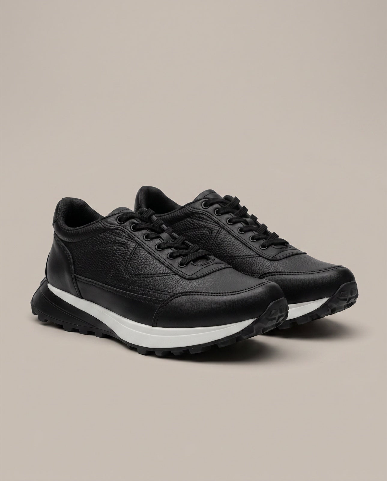 Tenis Bravo Confort de piel genuina — Calzado Zully, foto de estudio