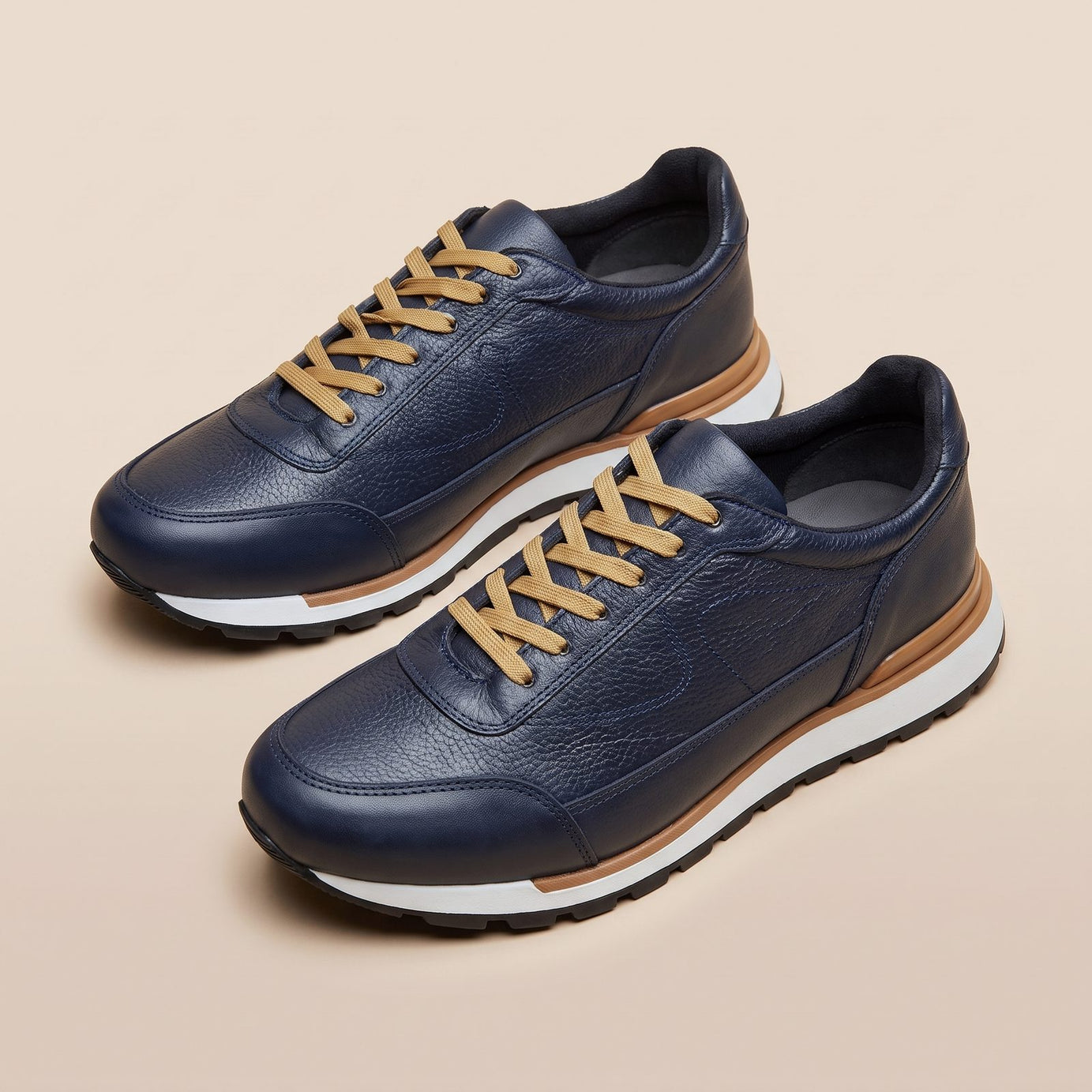 Tenis Toronto azul marino de piel granulada para hombre, agujetas arena, el par