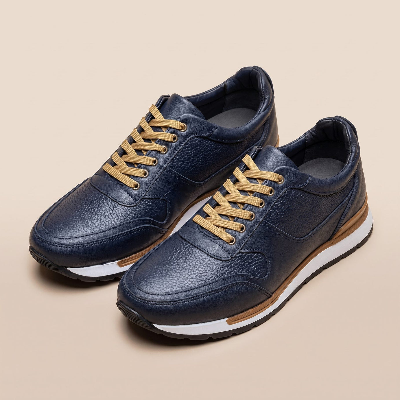 Tenis Vancouver azul marino de piel para hombre, agujetas arena, el par