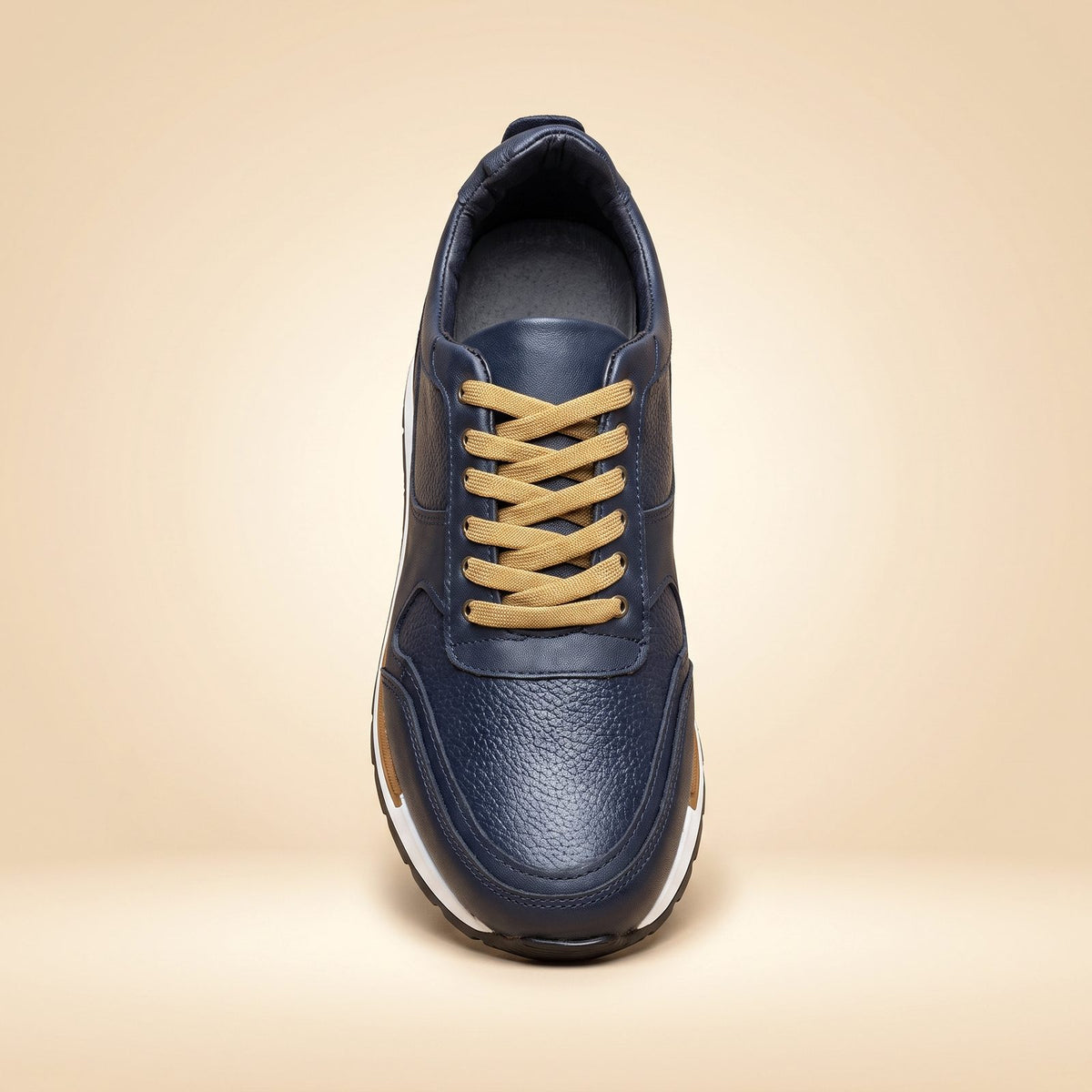 Tenis Vancouver azul marino de piel para hombre, agujetas arena, vista frontal