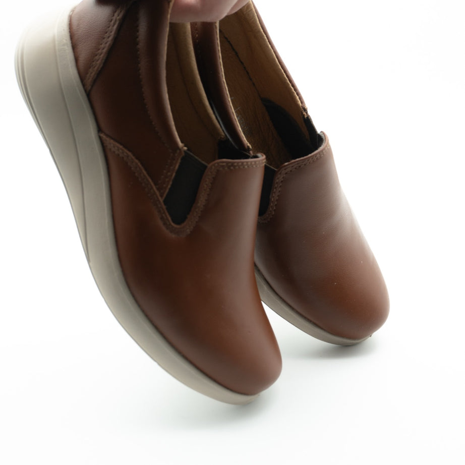 Zapato confort de dama Tonalá café de piel - Calzado Zully