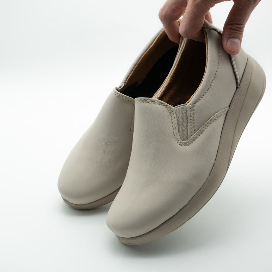 Zapato confort de dama Tonalá hueso de piel - Calzado Zully