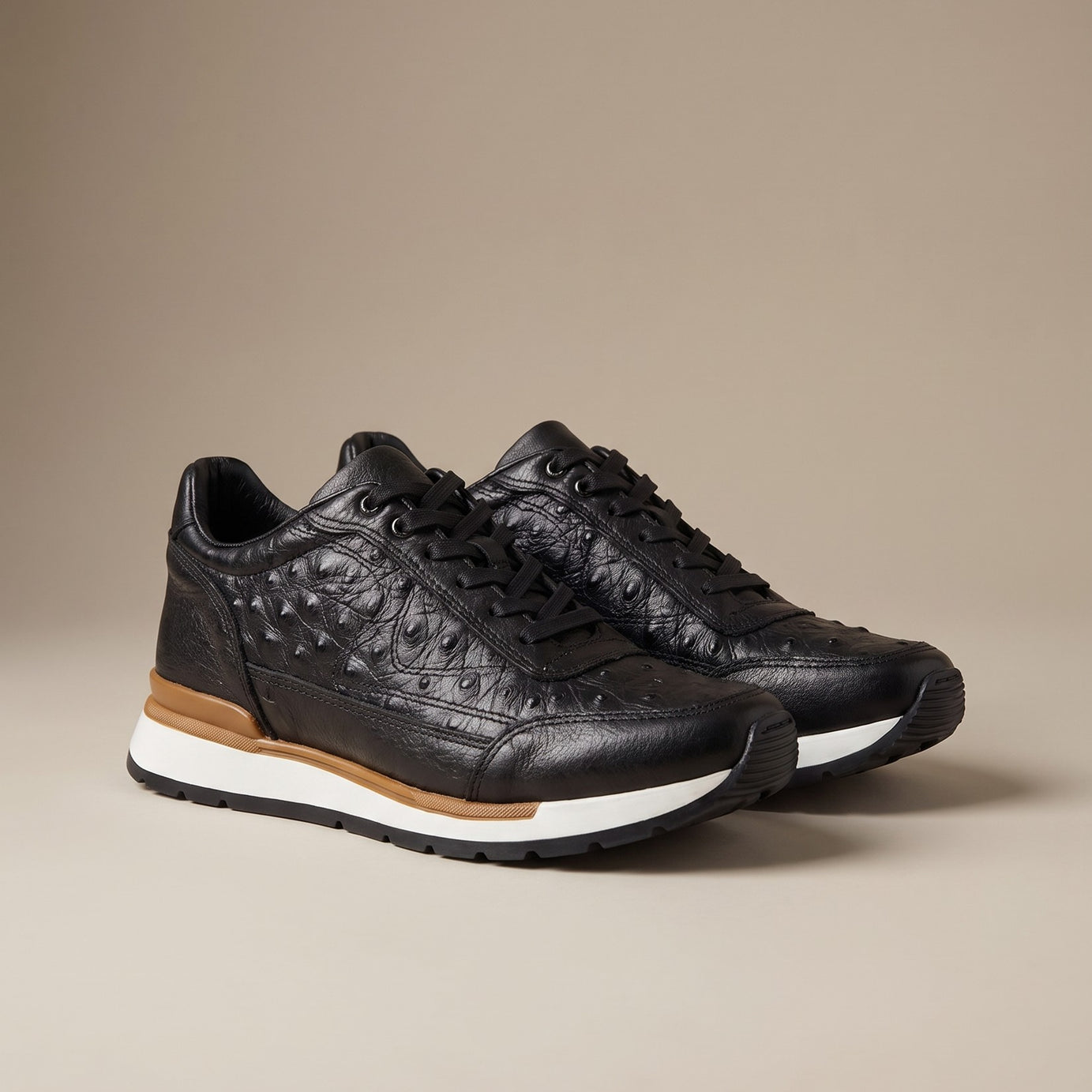 Tenis de piel grabado avestruz para hombre color negro — vista 1 | Calzado Zully