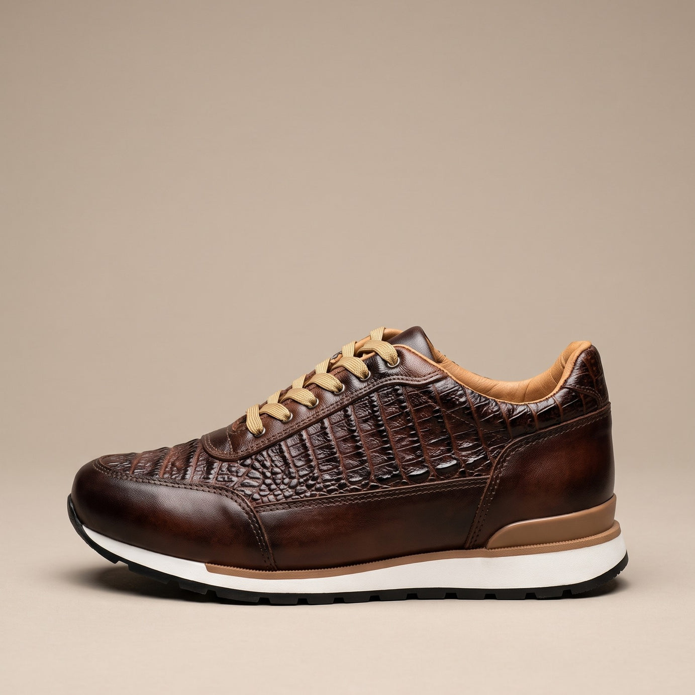 Tenis de piel grabado cocodrilo para hombre color shedrón — vista 2 | Calzado Zully