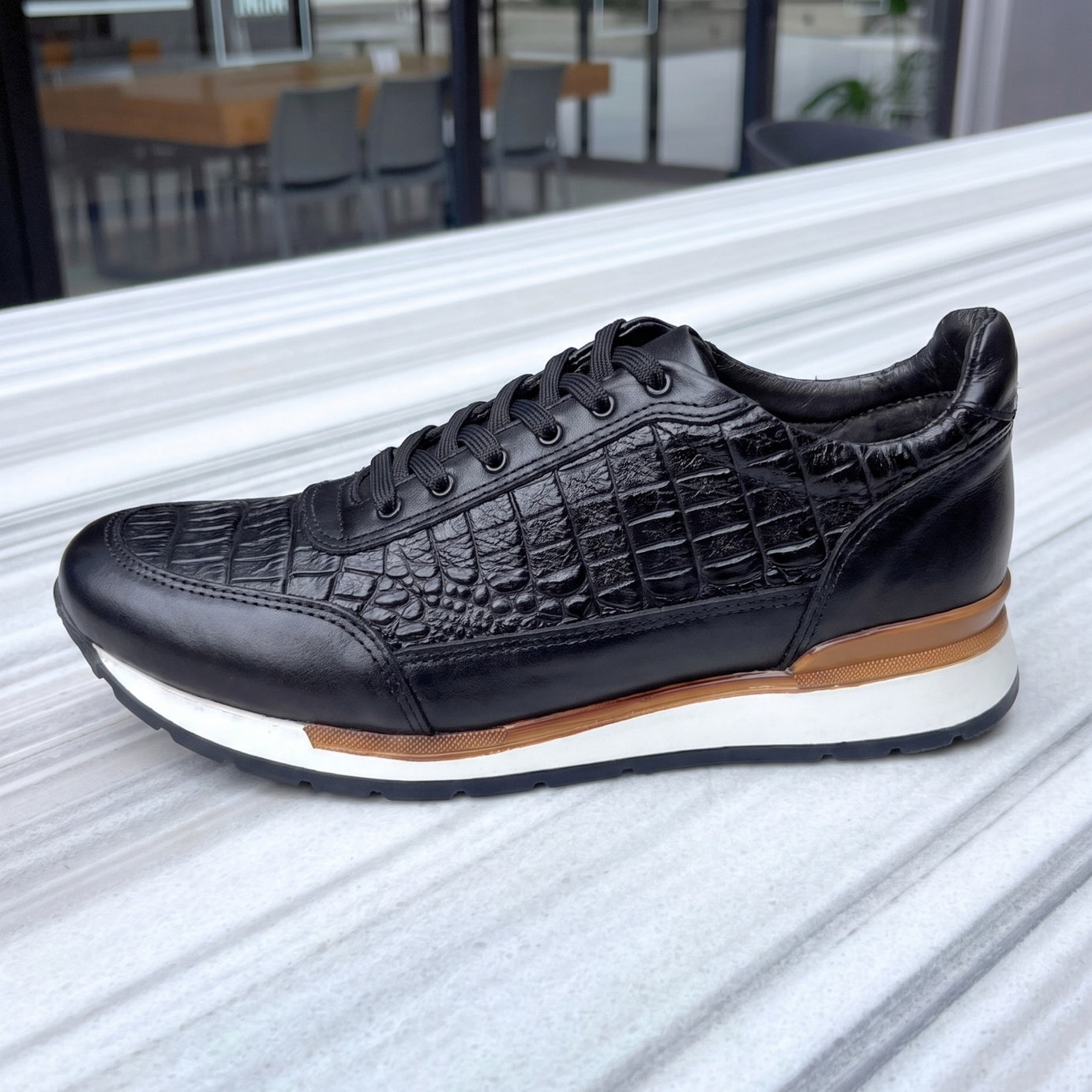 Tenis de piel grabado cocodrilo para hombre color negro — vista 4 | Calzado Zully