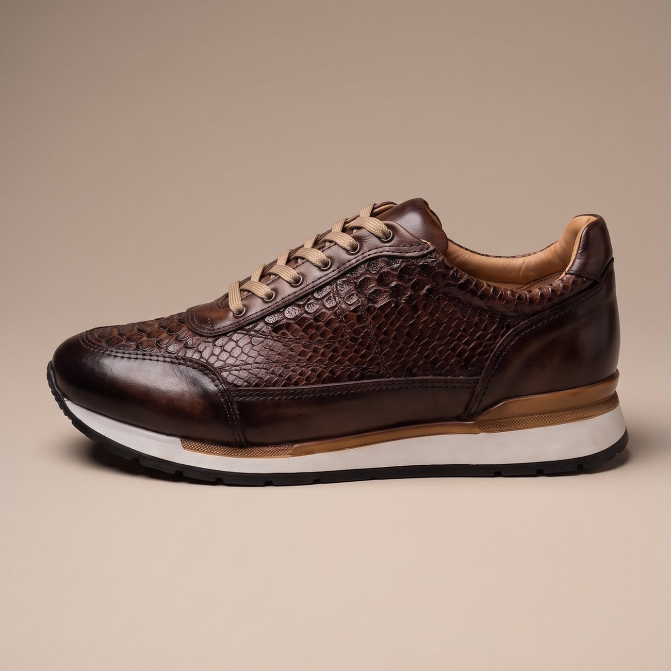 Tenis de piel grabado pitón para hombre color shedrón — vista 2 | Calzado Zully