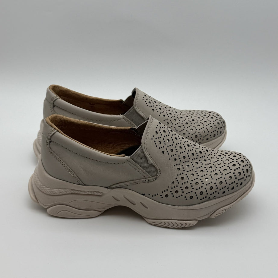 Zapato confort de dama Zapopan hueso de piel troquelada — Calzado Zully — vista 2