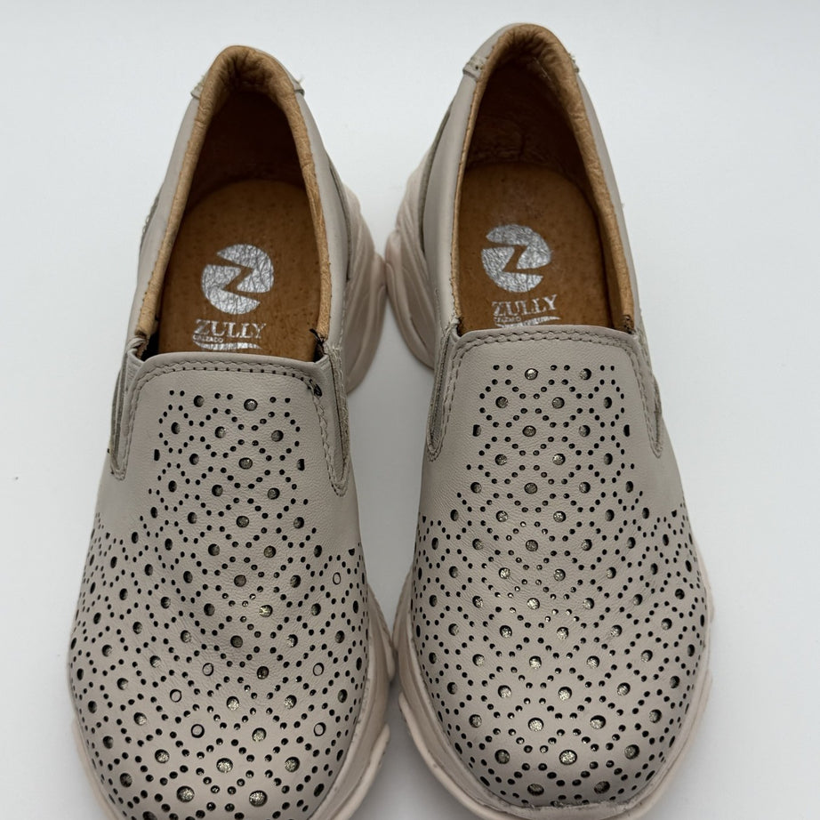 Zapato confort de dama Zapopan hueso de piel troquelada — Calzado Zully — vista 4